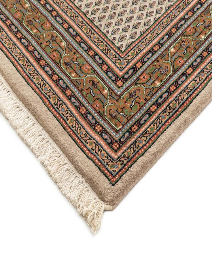 Detail image of 5' 7 x 7' 10 Hand Knotted Mir Wool Rug