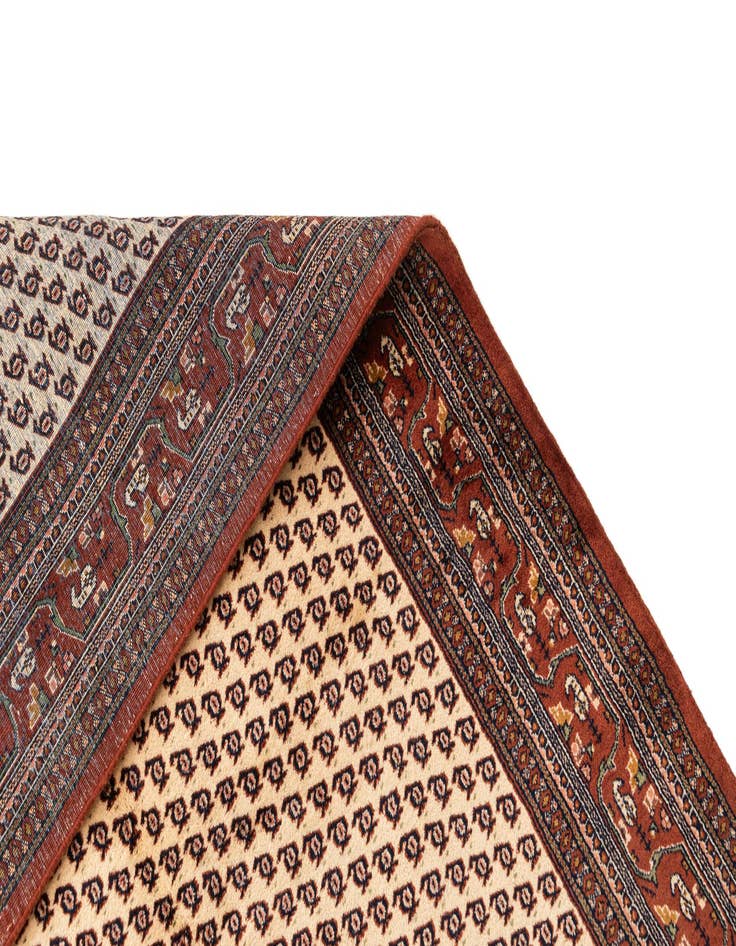 Detail image of 4' 2 x 6' 5 Hand Knotted Mir Oriental Wool Rug