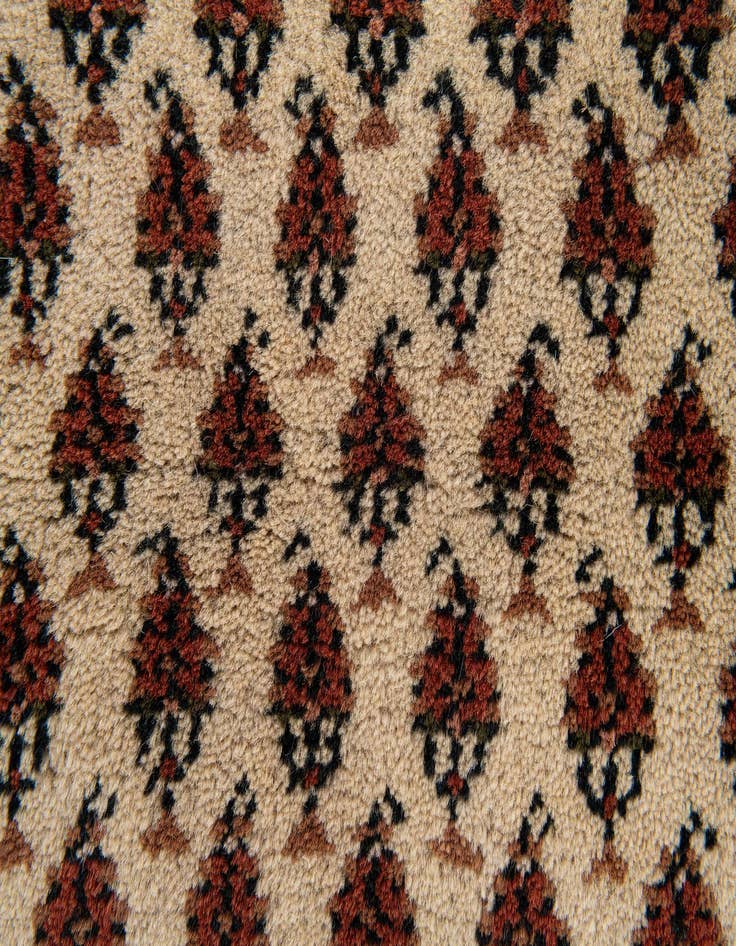 Detail image of 3' x 5' 4 Hand Knotted Mir Wool Rug