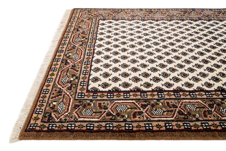 Detail image of 3' 1 x 5' 4 Hand Knotted Mir Wool Rug