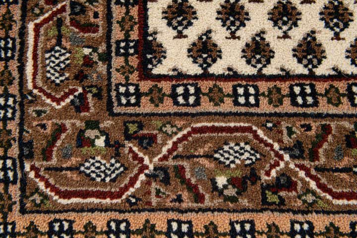 3' 1 x 5' 4 Hand Knotted Mir Wool Rug