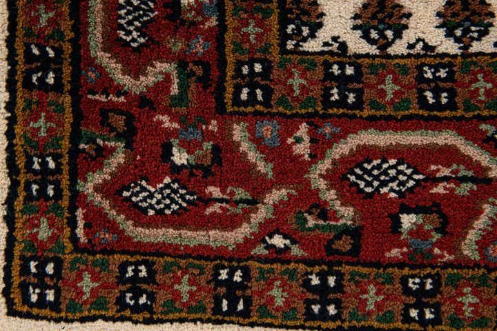 3' x 5' 4 Hand Knotted Mir Wool Rug