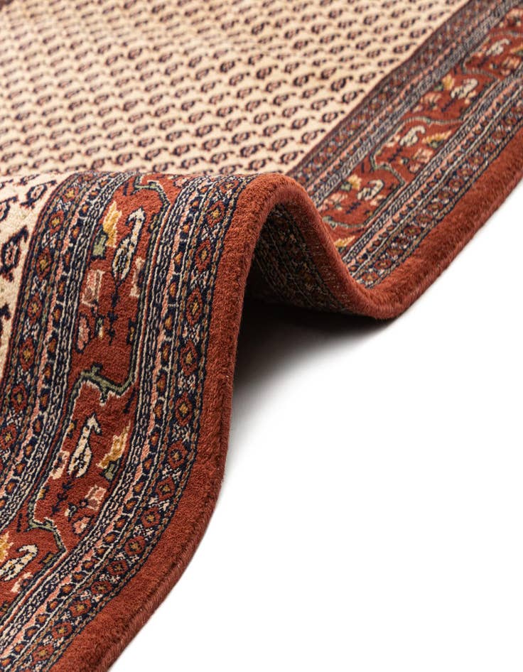 Detail image of 4' 2 x 6' 4 Hand Knotted Mir Wool Rug