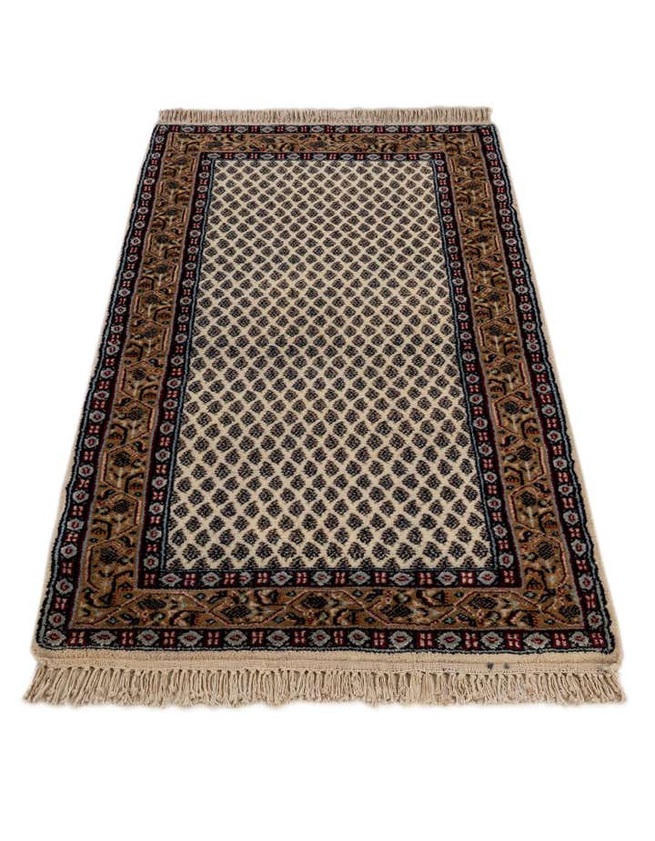 2' 5 x 4' 8 Hand Knotted Mir Wool Rug