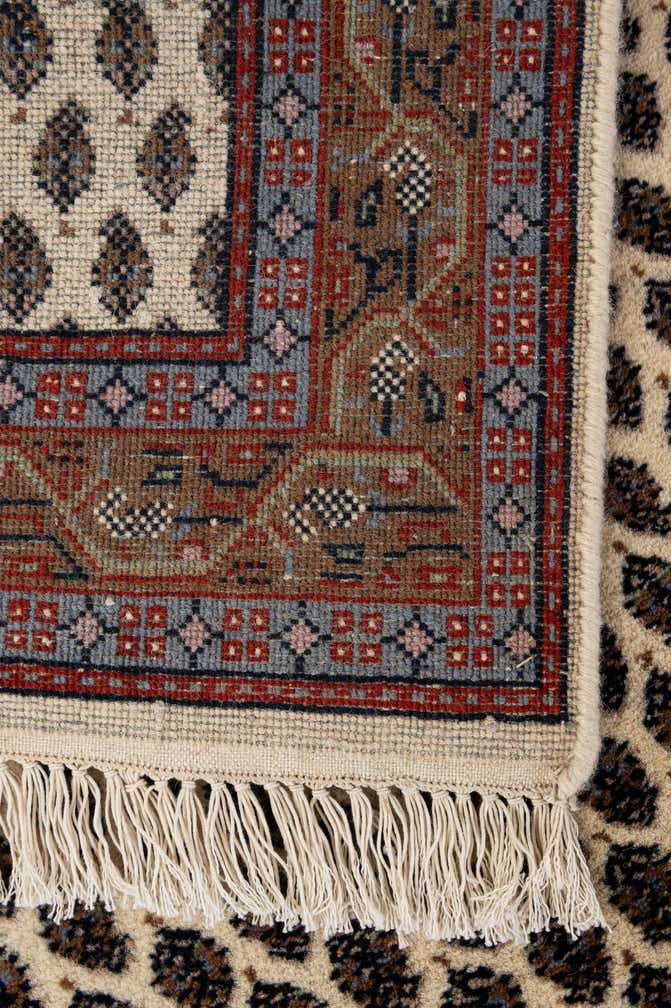 2' 11 x 5' 1 Hand Knotted Mir Wool Rug