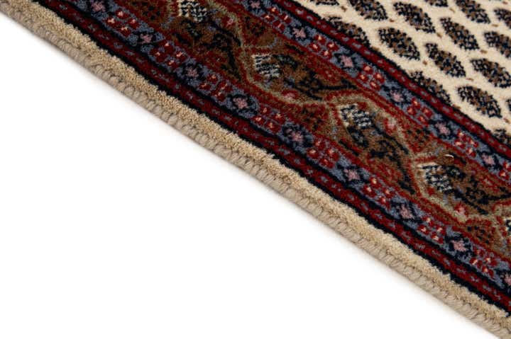 2' 11 x 5' 1 Hand Knotted Mir Wool Rug