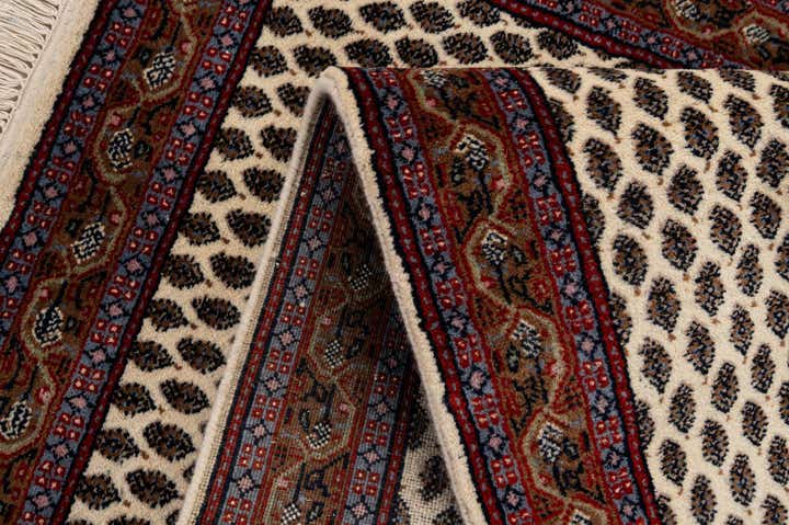 2' 11 x 5' 1 Hand Knotted Mir Wool Rug
