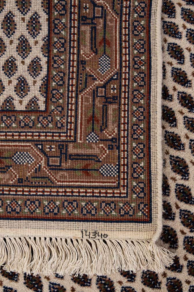 3' 2 x 5' 6 Hand Knotted Mir Wool Rug