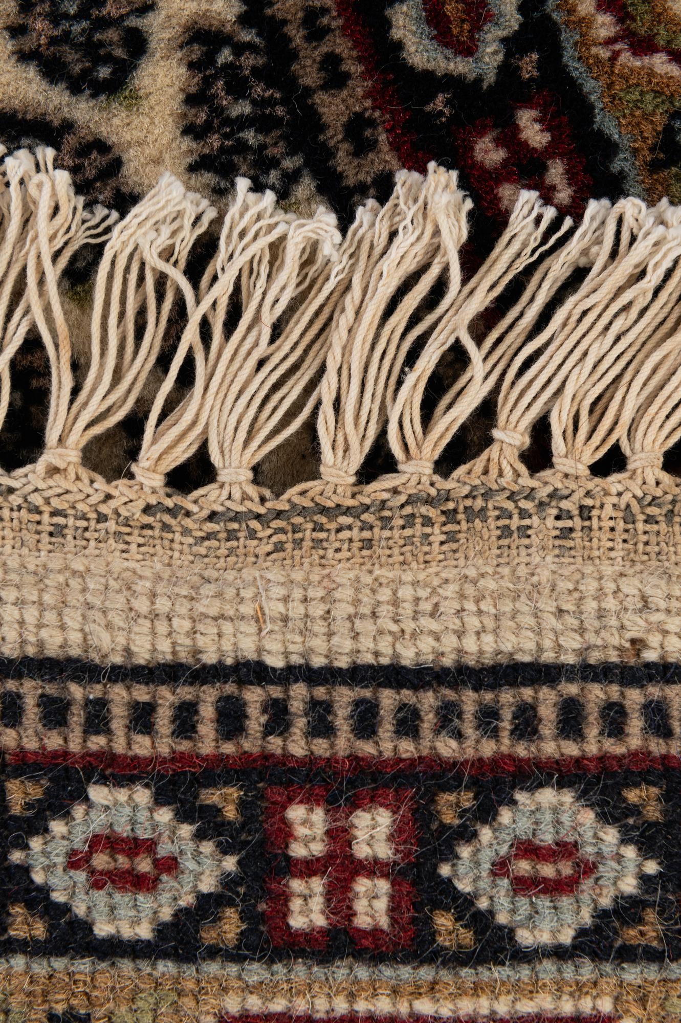 2' 11 x 5' 3 Hand Knotted Mir Wool Rug