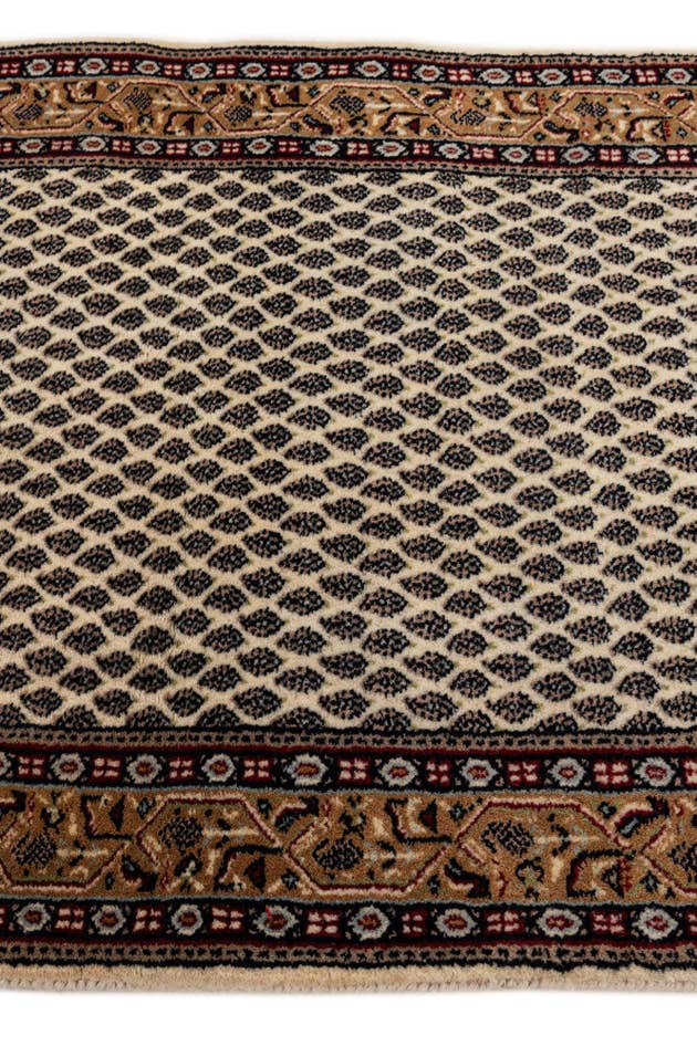 Detail image of 2' 11 x 5' 3 Hand Knotted Mir Wool Rug
