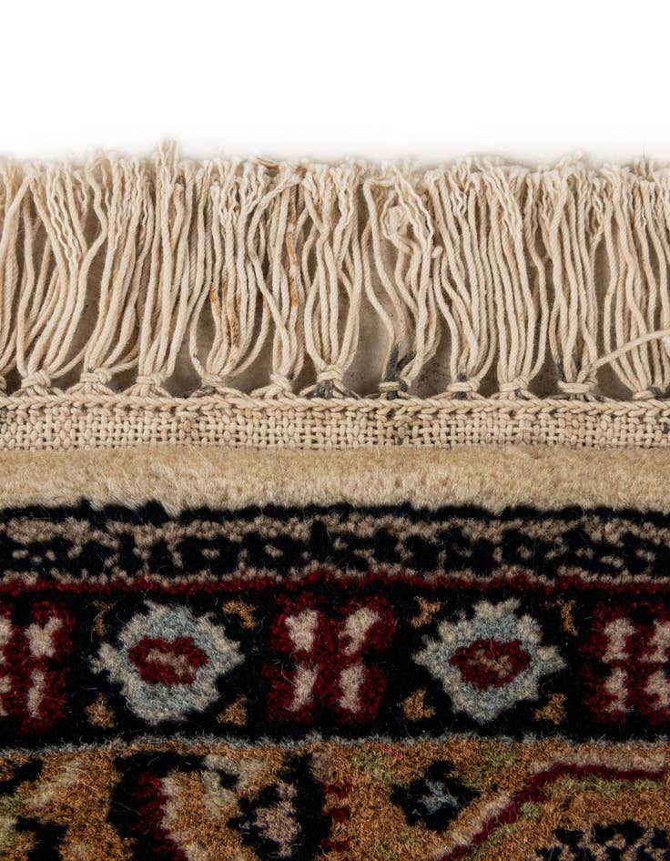 Detail image of 2' 11 x 5' 3  Hand Knotted Mir Wool Rug