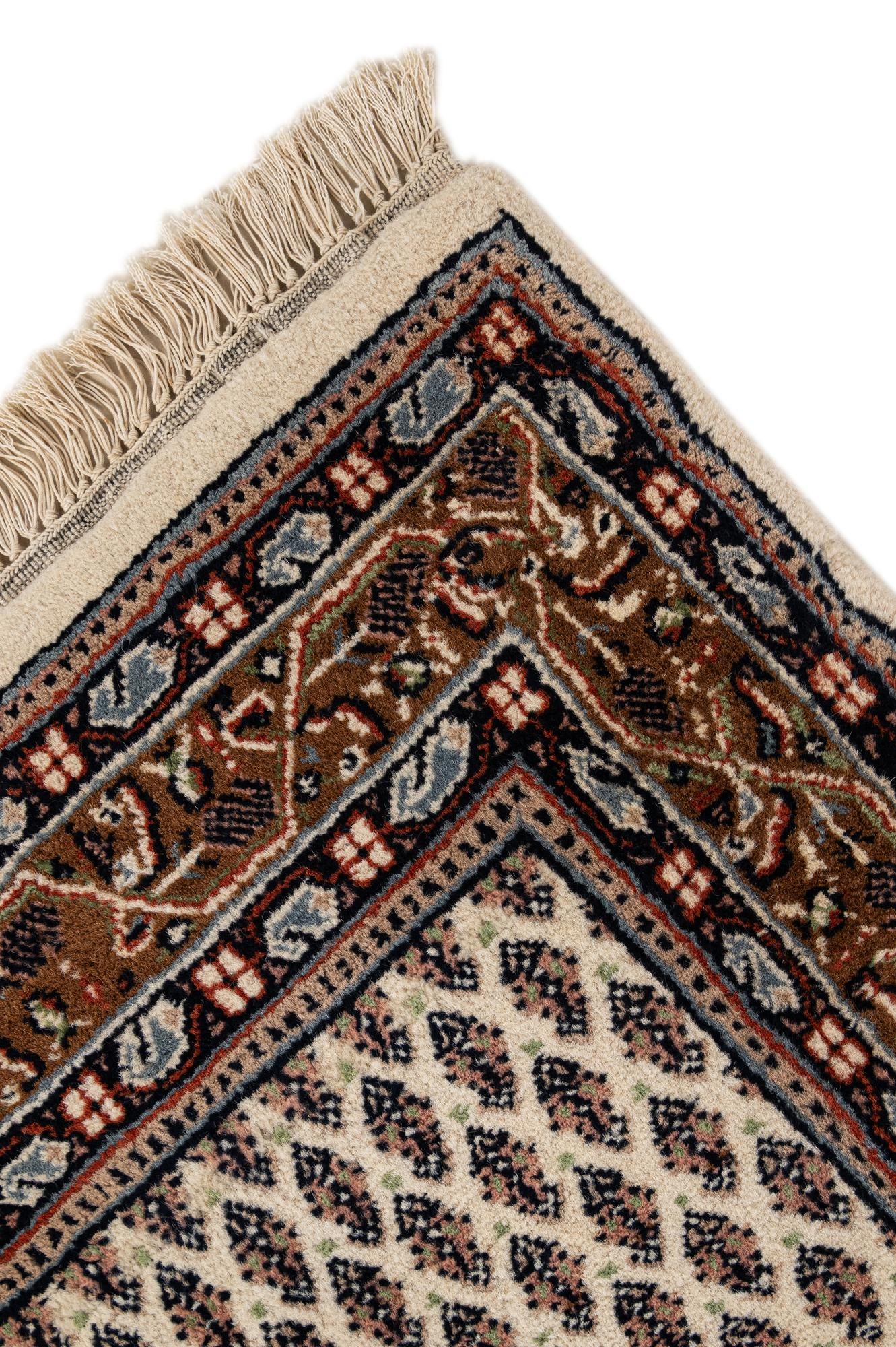 2' 8 x 5' 2 Hand Knotted Mir Wool Rug