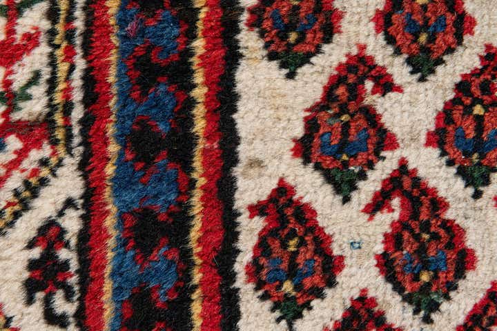 2' 7 x 4' 3 Hand Knotted Mir Wool Rug