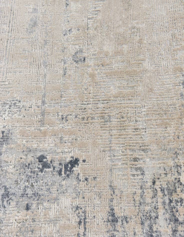 Detail image of 5' x 8' Modern Classical Rug