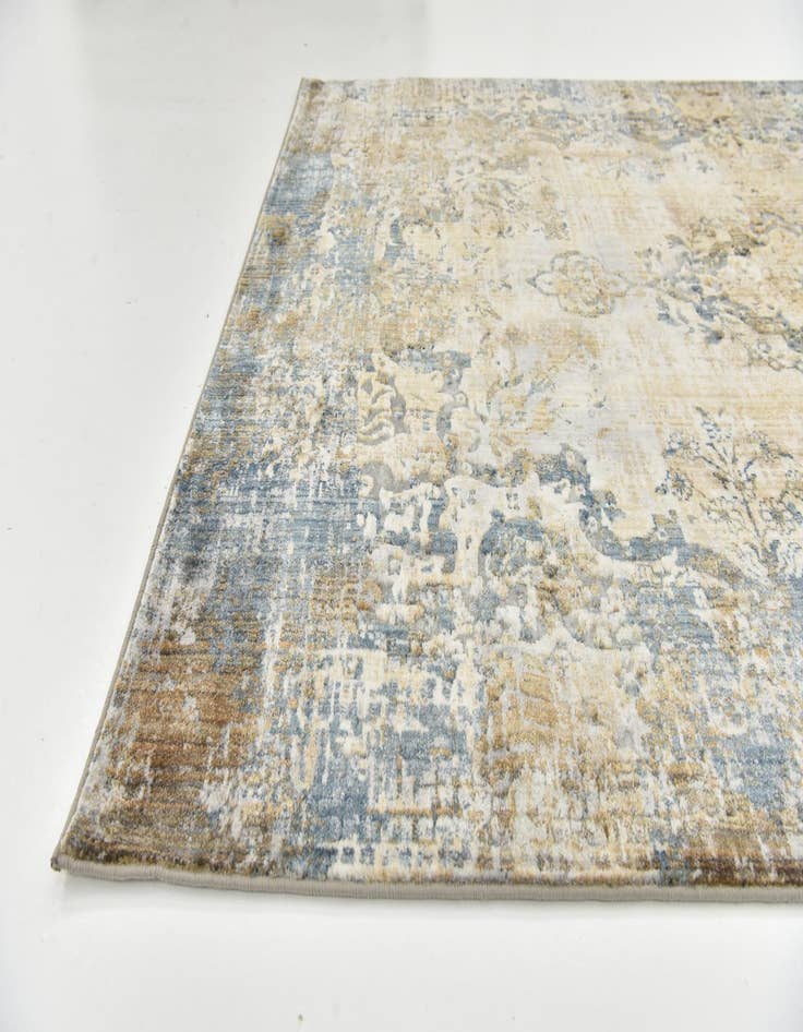 Detail image of 5' x 7' 7 Modern Classical Rug