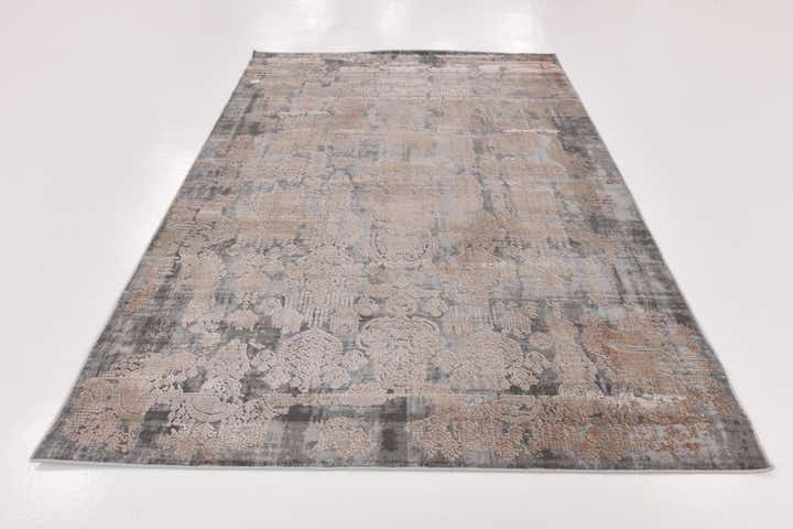 5' x 7' 8 Modern Classical Rug