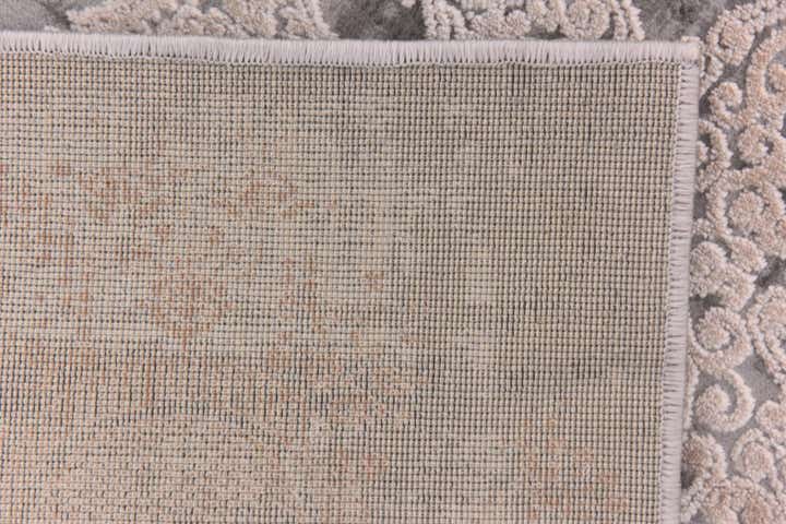 5' x 7' 8 Modern Classical Rug