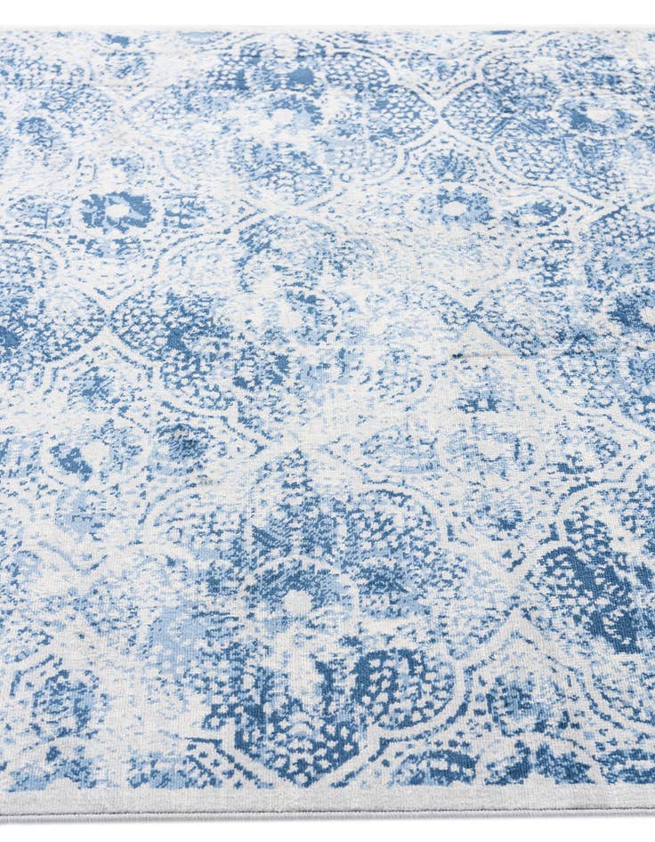 Detail image of 4' x 6' Modern Classical Rug