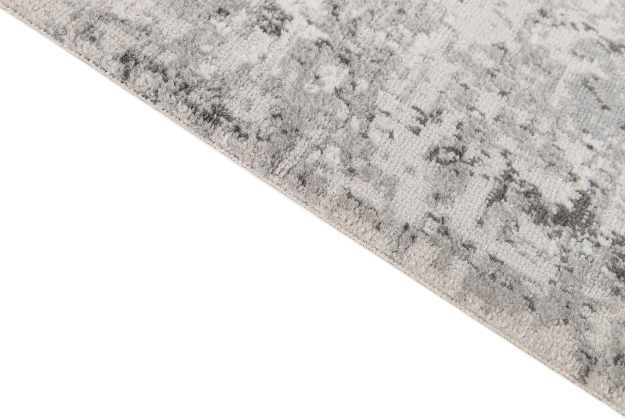 5' 2 x 7' 10 Modern Classical Rug