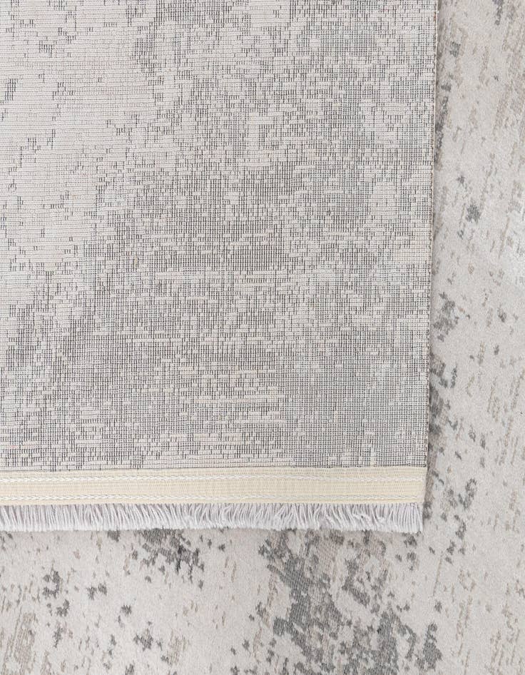 Detail image of 5' 2 x 7' 10 Modern Classical Rug