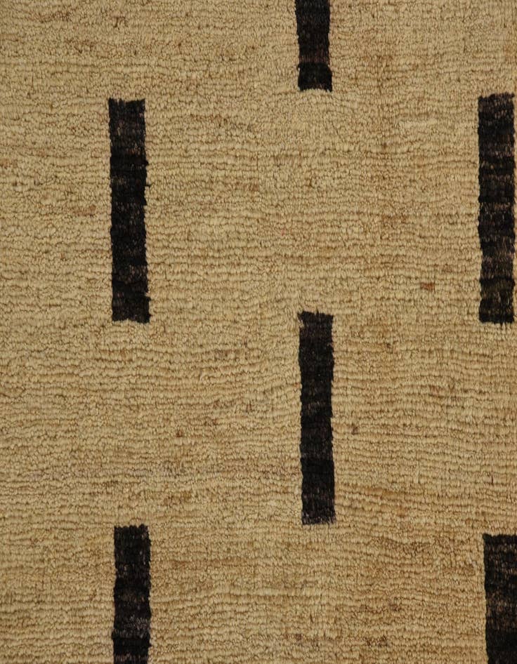 Detail image of 4' 8 x 6' 5  Hand Knotted Modern Ziegler Rug