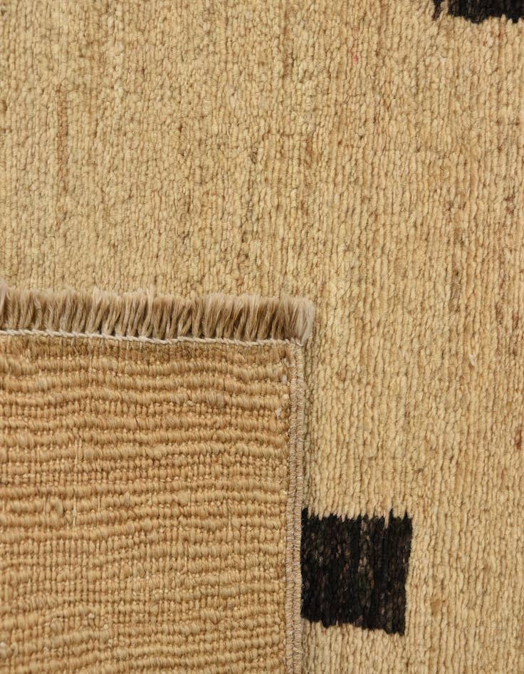 Detail image of 4' 8 x 6' 5  Hand Knotted Modern Ziegler Rug