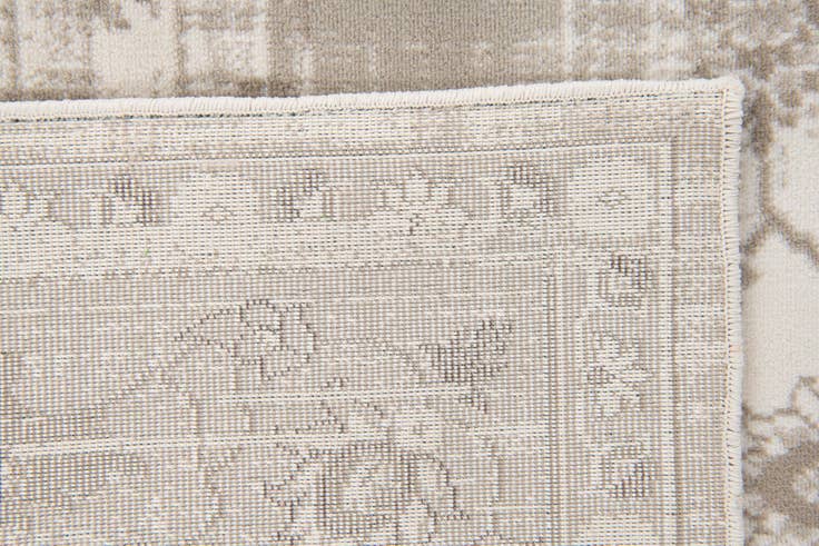 Detail image of 5' x 7' 6 Monaco Rug