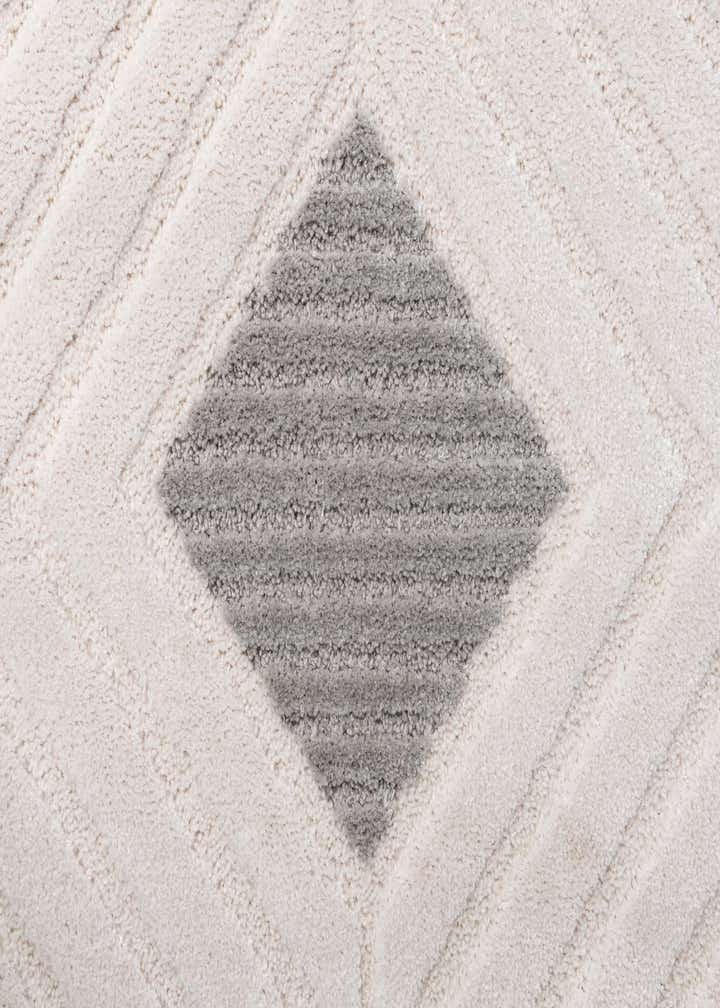 5' 3 x 7' 9 Monaco Rug