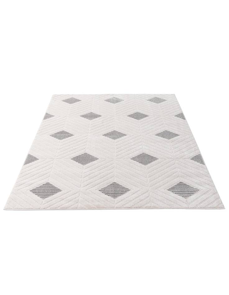 Detail image of 5' 3 x 7' 9 Monte Carlo Rug