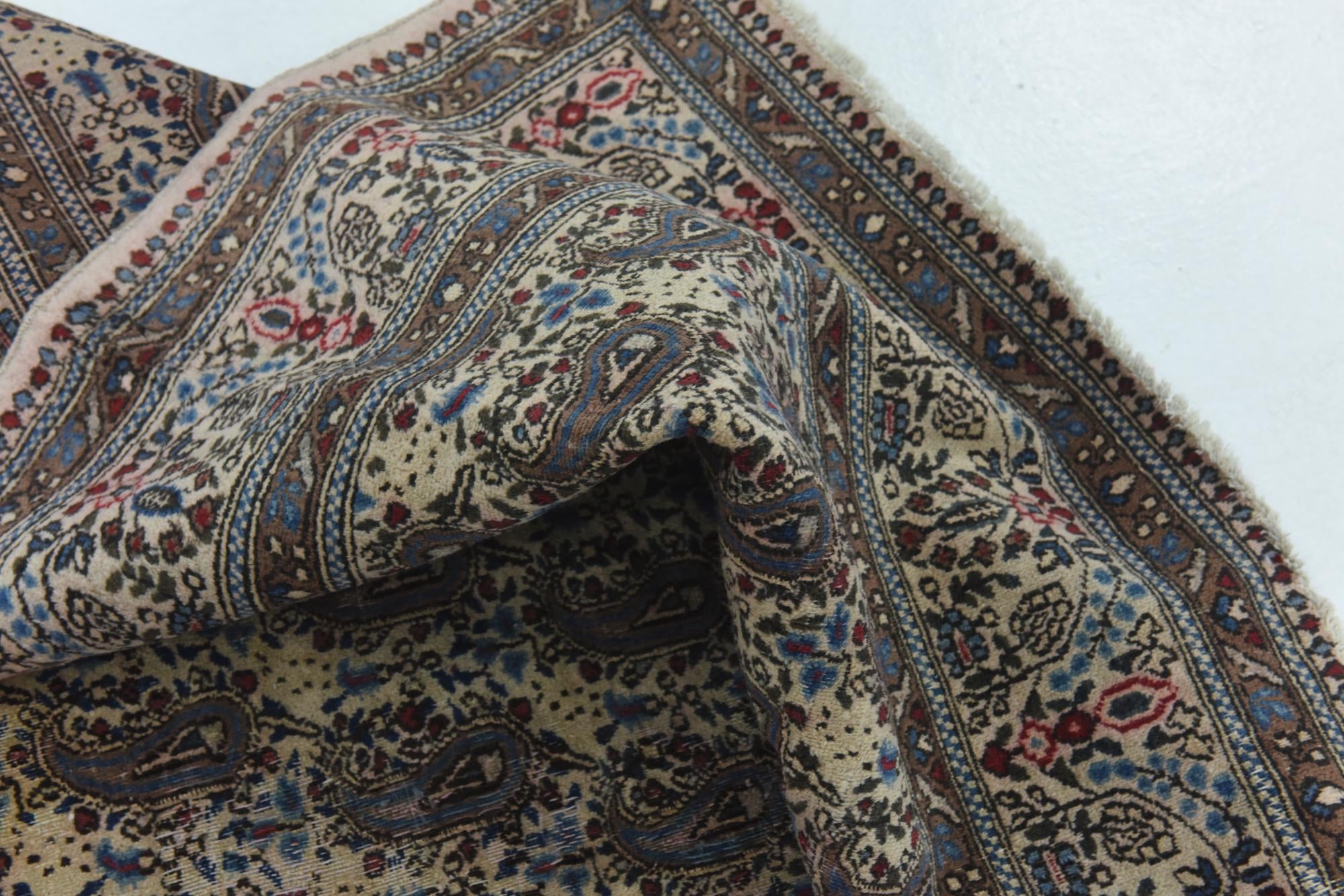 7' 10 x 11' Hand Knotted Mood Persian Wool Rug