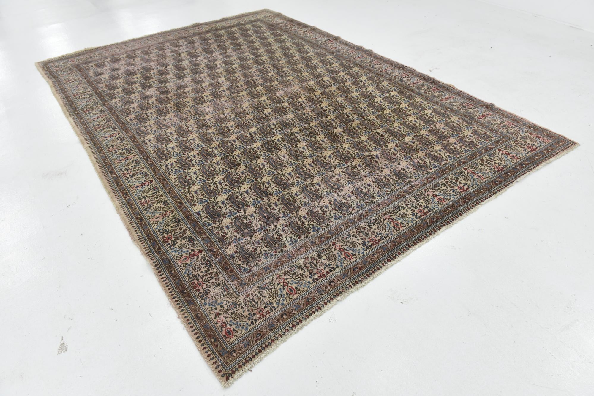 7' 10 x 11' Hand Knotted Mood Persian Wool Rug