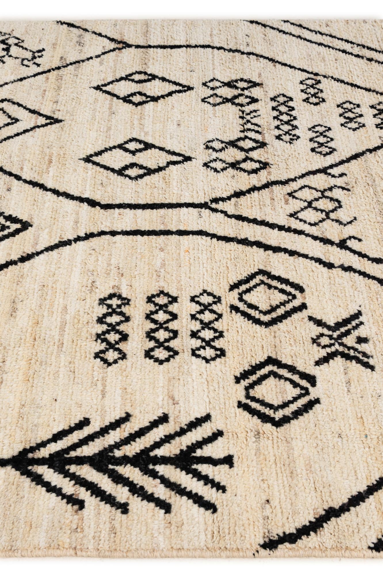 5' 7 x 7' 11 Hand Knotted Moroccan Wool Rug