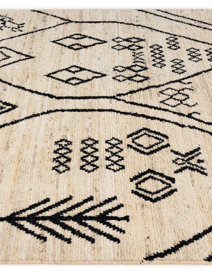 Detail image of 5' 7 x 7' 11  Hand Knotted Moroccan Wool Rug