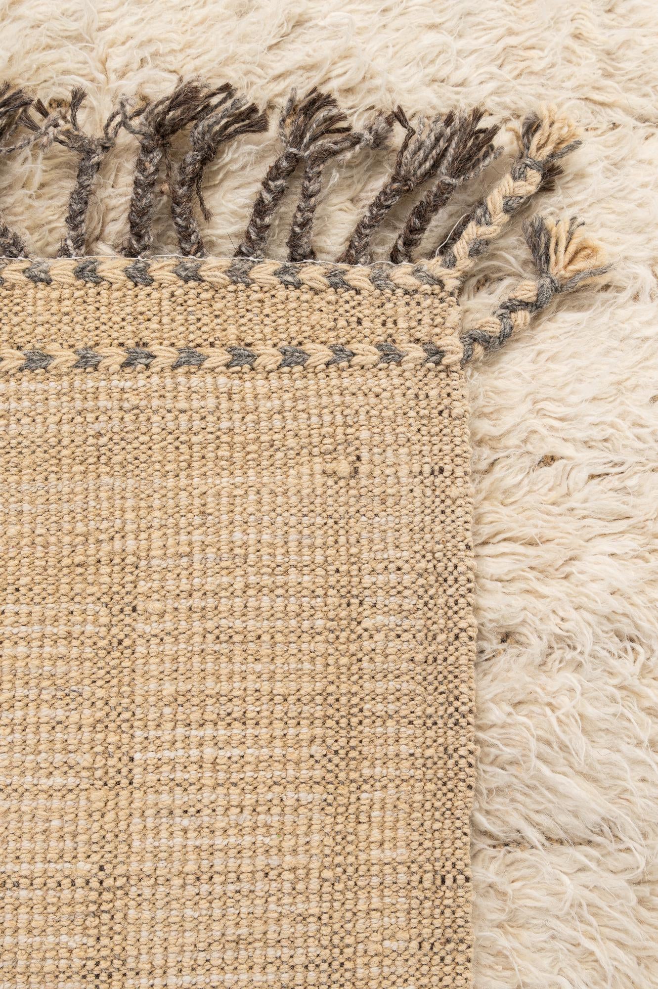 5' 4 x 6' 8 Hand Knotted Moroccan Wool Rug