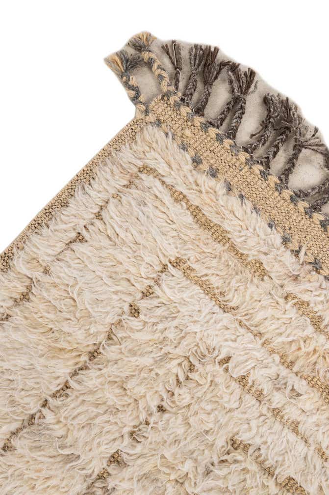 5' 4 x 6' 8 Hand Knotted Moroccan Wool Rug