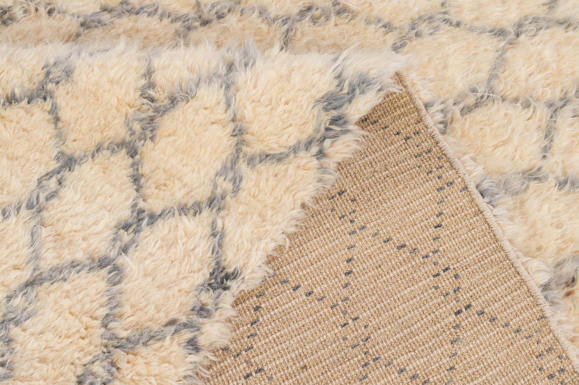 5' 3 x 7' 6 Hand Knotted Moroccan Wool Rug