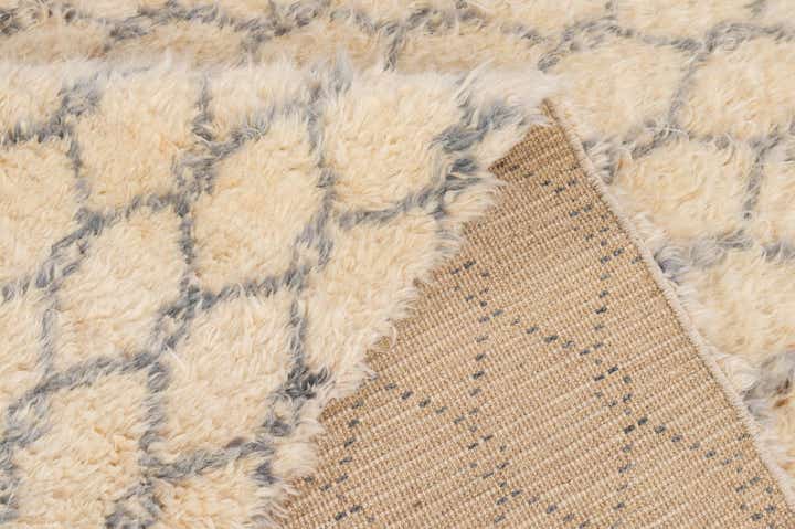 5' 3 x 7' 6 Hand Knotted Moroccan Wool Rug