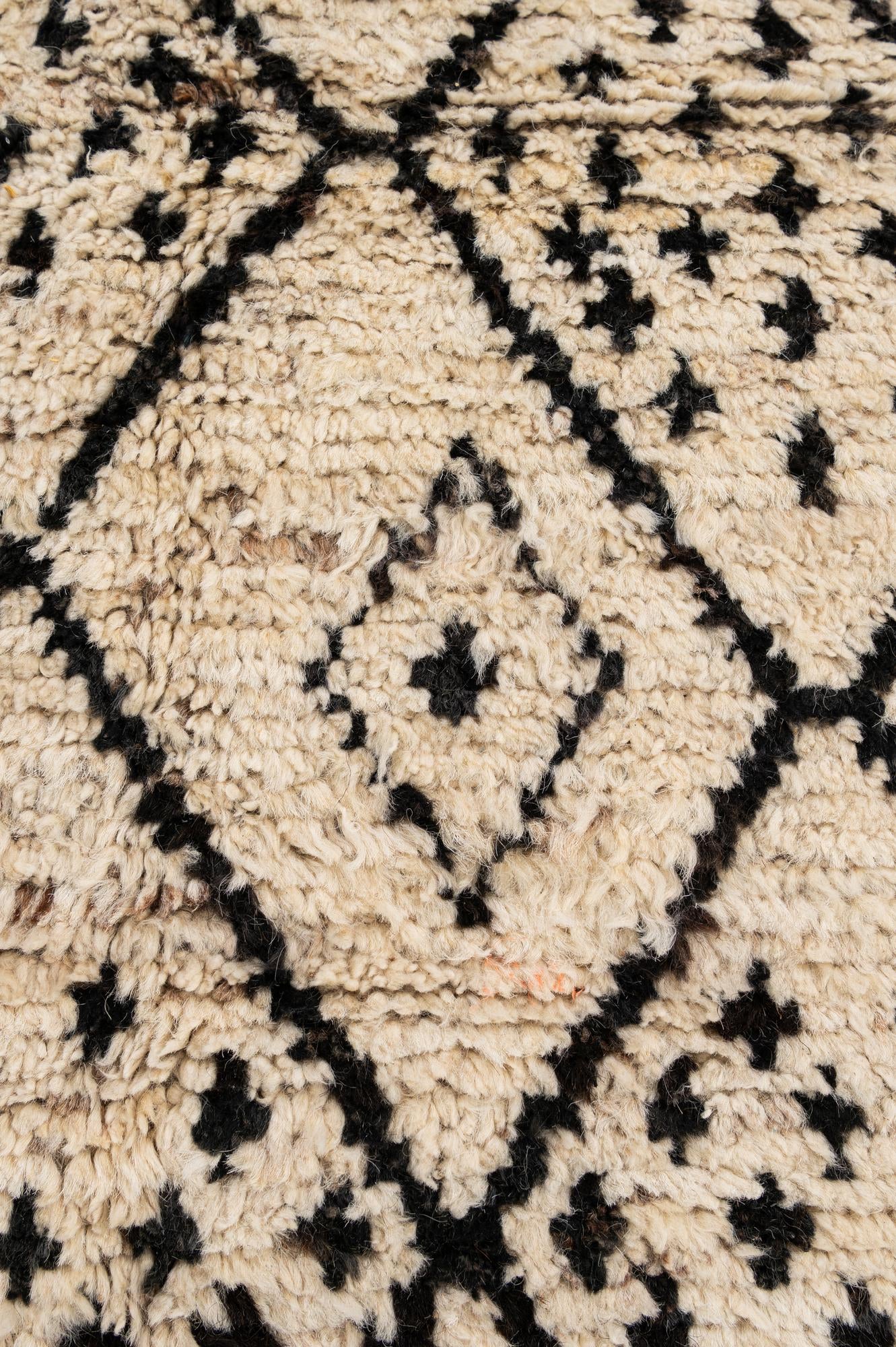 5' 6 x 7' 4 Hand Knotted Moroccan Wool Rug