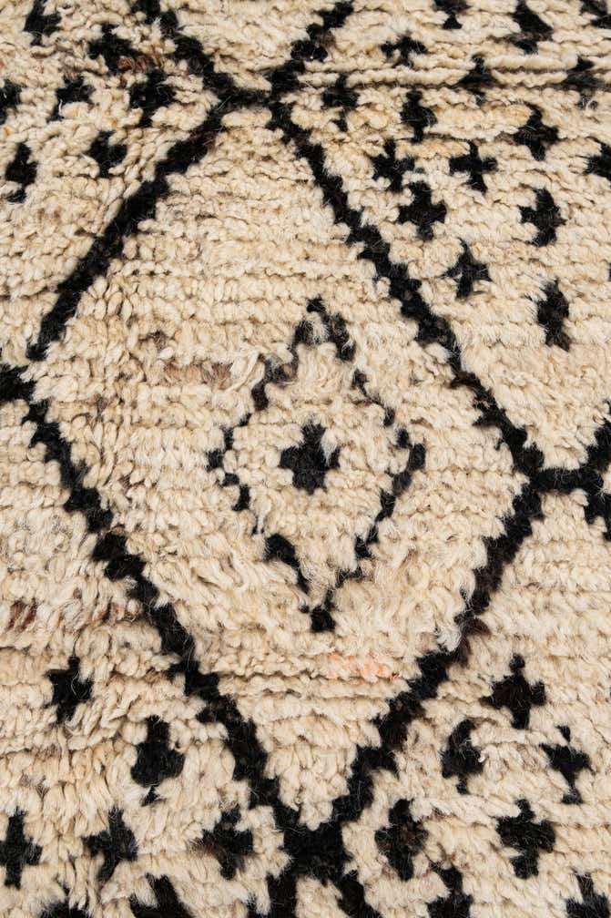 5' 6 x 7' 4 Hand Knotted Moroccan Wool Rug