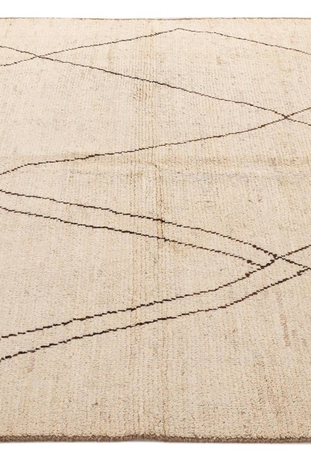 Detail image of 5' 8 x 8' Hand Knotted Moroccan Wool Rug