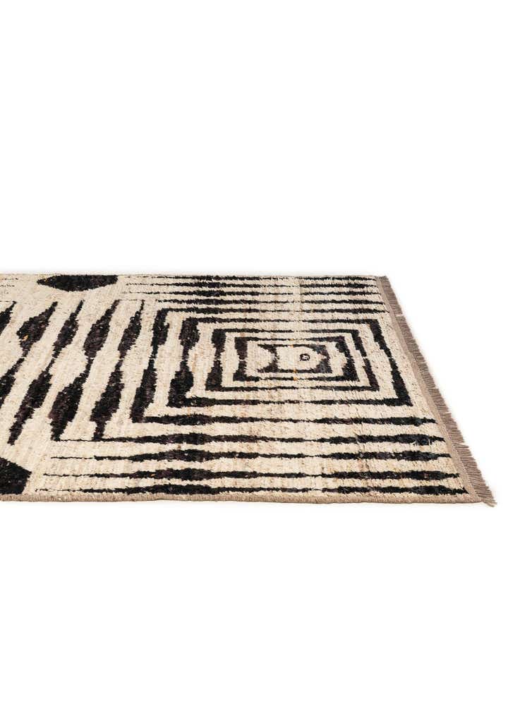 5' 8 x 7' 8 Hand Knotted Moroccan Wool Rug