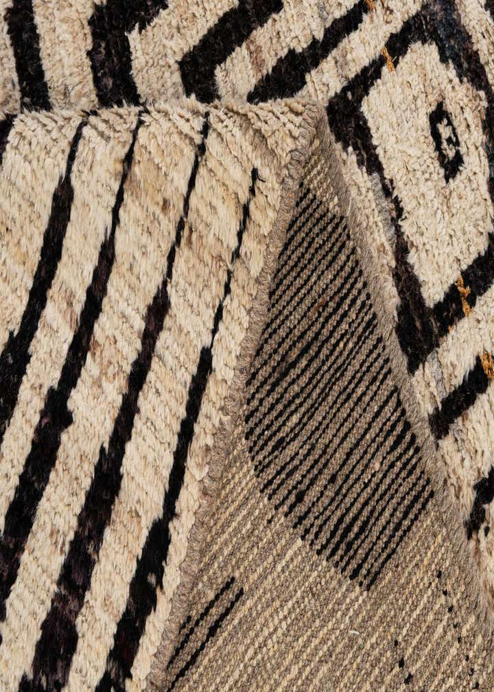 5' 8 x 7' 8 Hand Knotted Moroccan Wool Rug