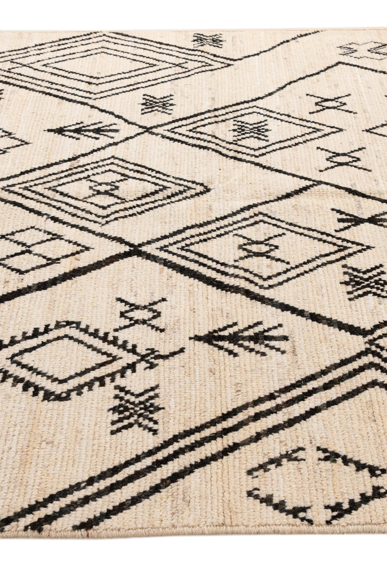 5' 9 x 8' Hand Knotted Moroccan Wool Rug