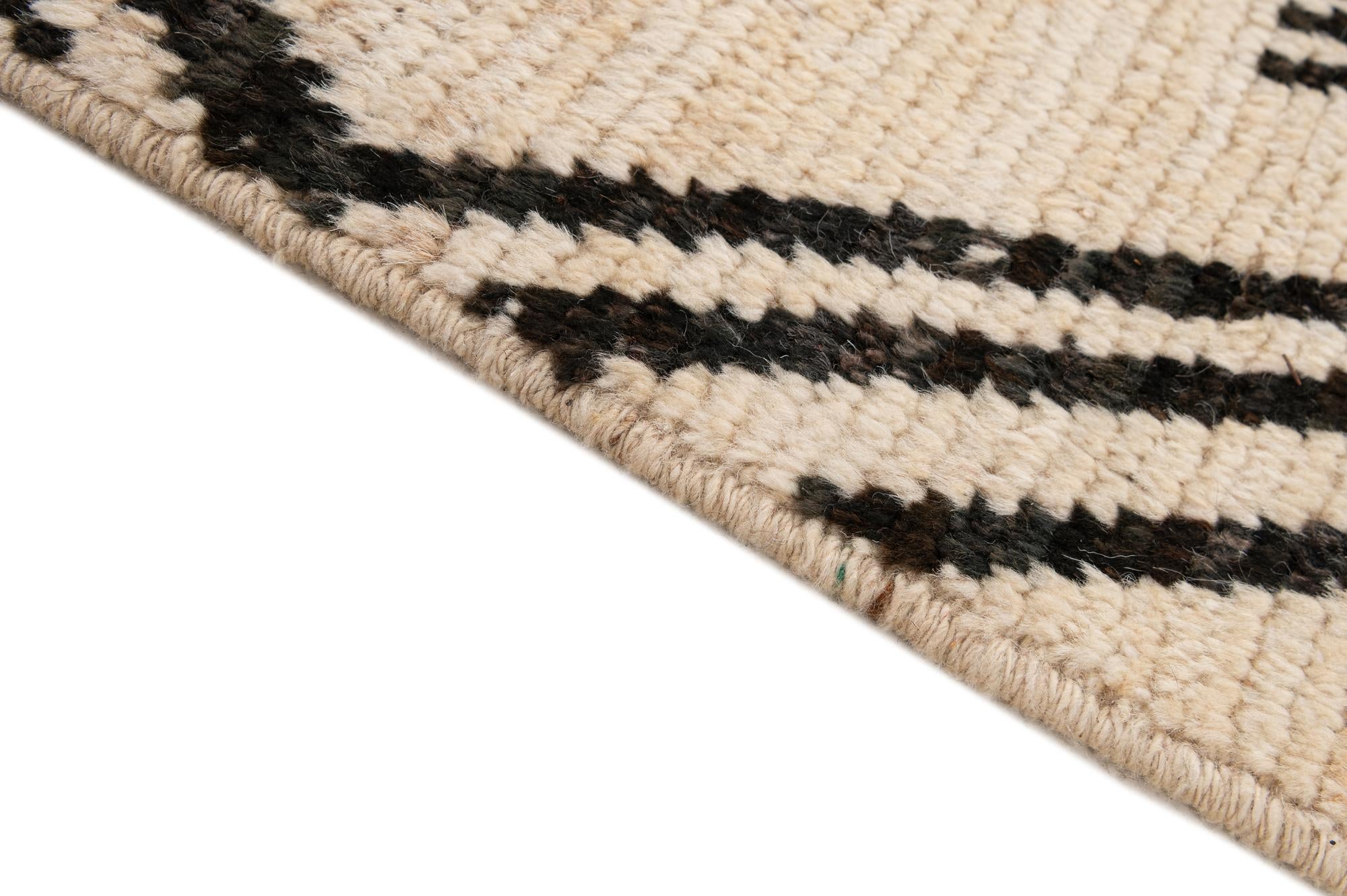 5' 9 x 8' Hand Knotted Moroccan Wool Rug