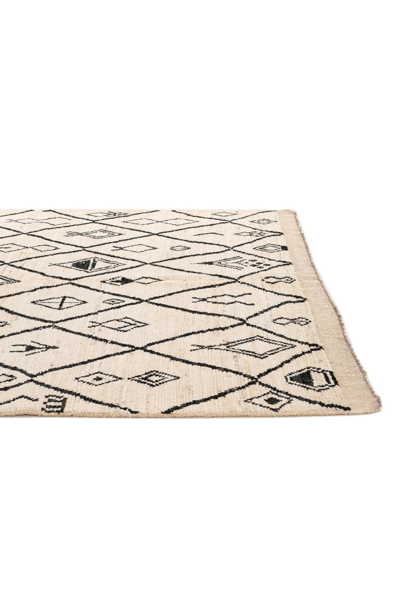 5' 10 x 8' 5 Hand Knotted Moroccan Wool Rug