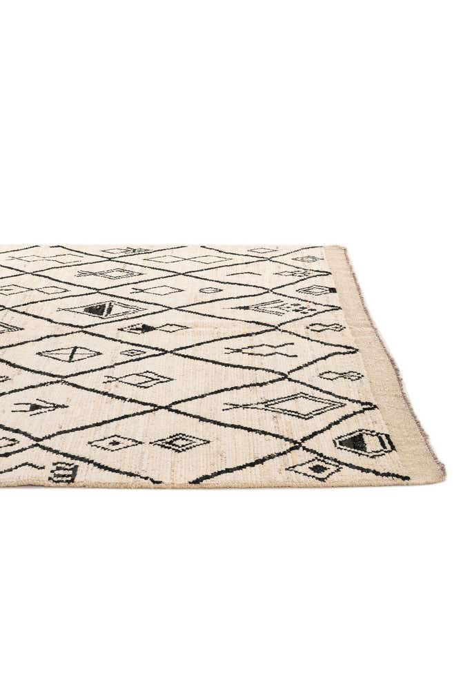 5' 10 x 8' 5 Hand Knotted Moroccan Wool Rug