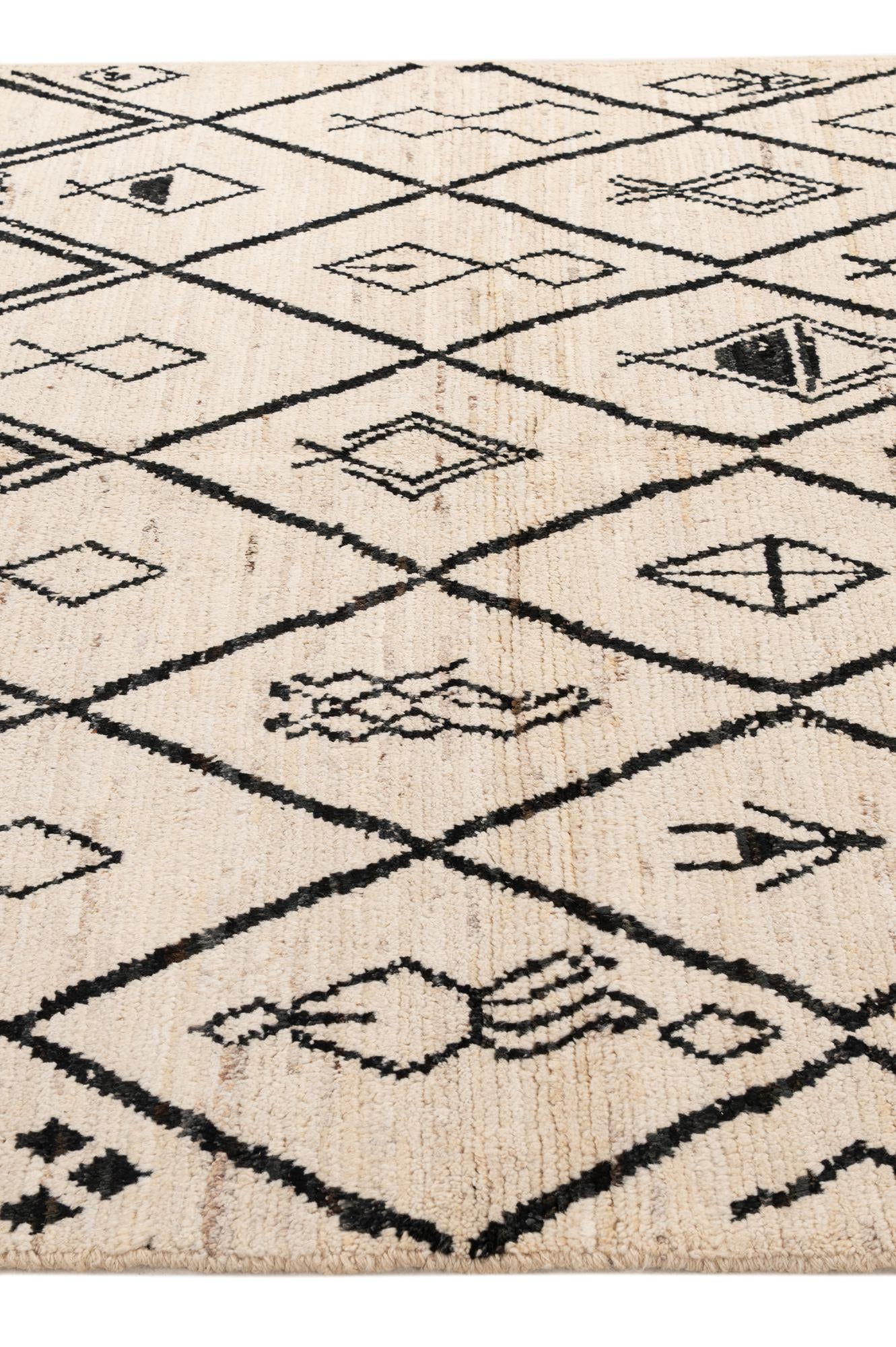 5' 10 x 8' 5 Hand Knotted Moroccan Wool Rug