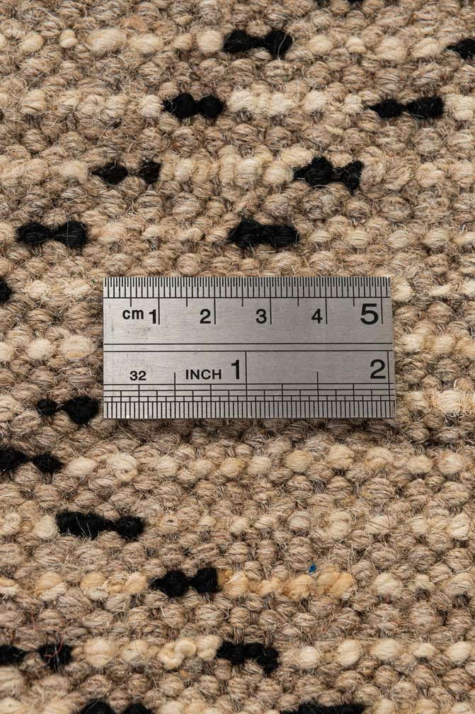 5' 9 x 7' 10 Hand Knotted Moroccan Wool Rug