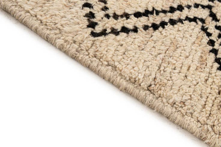 Detail image of 5' 9 x 7' 10 Hand Knotted Moroccan Wool Rug