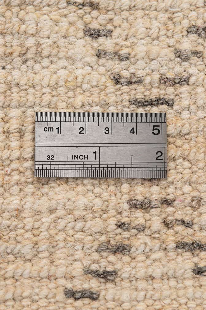 5' 9 x 8' 7 Hand Knotted Moroccan Wool Rug